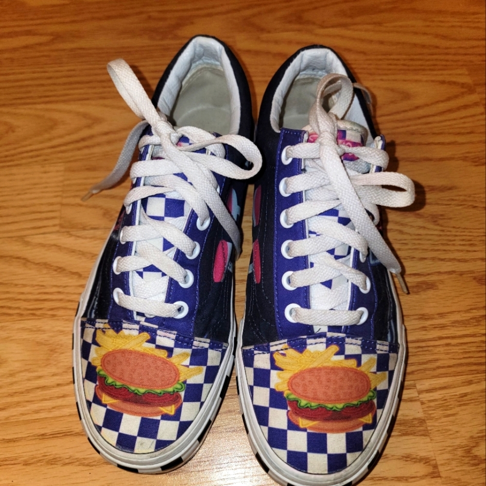 Sneakers